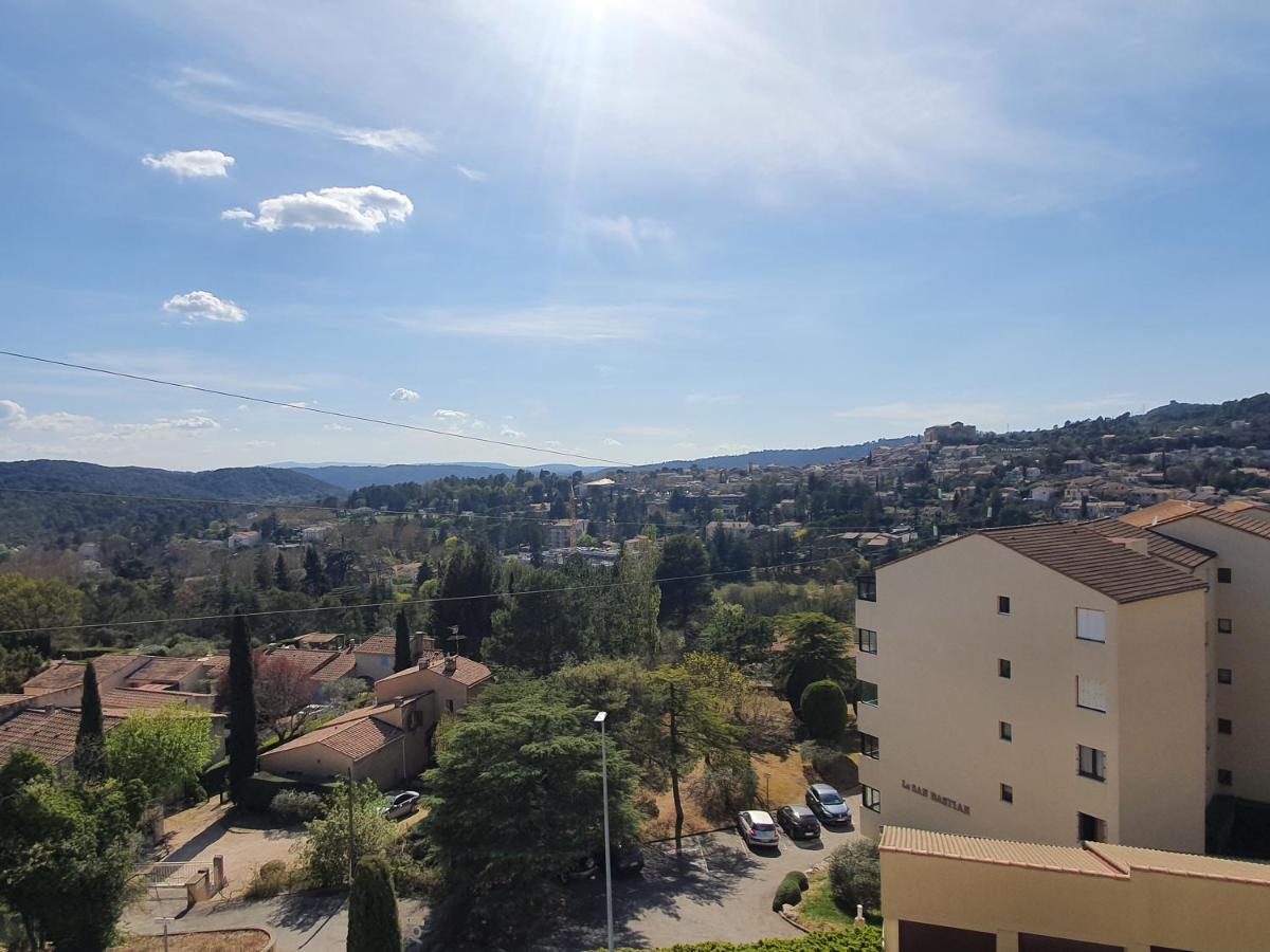 La Vue Du Chateau - Tout Confort Gréoux-les-Bains Εξωτερικό φωτογραφία